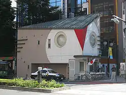 池袋警察署池袋駅東口交番(通称"ふくろう交番")