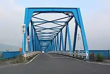 片側1車線の車道と両側に歩道