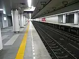 駅ホーム・1番線より八千代緑が丘方面(2007年12月)