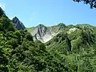 標高1490m付近から雨飾山方向(2009年8月14日)