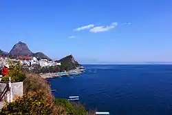 撫仙湖と湖畔の禄充風景区