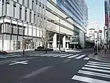 貸切バス乗降場の出口（2022年2月撮影）