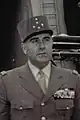 陸軍大将。ポール・グロッサン（フランス語版）、1956年）
