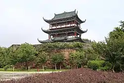 八境台と城壁
