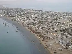 グワダルの海岸の上空からの光景