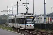 リニューアル工事を受けた車両は塗装が変更されている（2019年撮影）