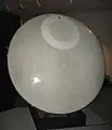 ジェミニB宇宙船の底部。耐熱シールド及びハッチ。