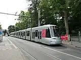両運転台式の2両編成で運行するNF8U(2020年撮影)