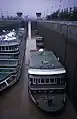 葛洲ダムの閘門を下る