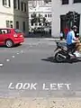 右側通行の道路