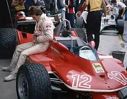 ジル・ヴィルヌーヴ、5月8日死去
