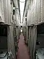 24系開放式A寝台通路（寝台急行「銀河」、2007年8月）
