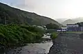 濃昼川。河口より東を望む