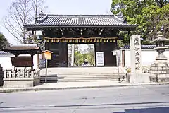 薬医門(京都府 御香宮神社)