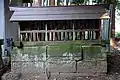 左の合祀殿（稲荷神社近く）