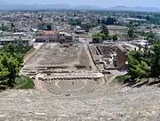 アルゴスの古代遺跡と現市街
