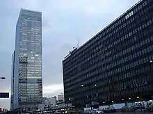鉄道会館ビルとグラントウキョウサウスタワー（2008年）