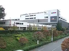 ホームライフガーデン（手前）とオアシススクエア（2009年9月）