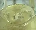 滴下終了後、しばらく加熱を続ける。