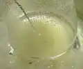 カルボニル化合物の溶液を滴下する。