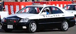 180系クラウン・3000cc（神奈川県警）