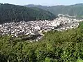郡上八幡城から見おろすと町は魚の形をしている