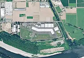 群馬へリポートの空中写真(2020年)国土交通省 国土地理院 地図・空中写真閲覧サービスの空中写真を基に作成