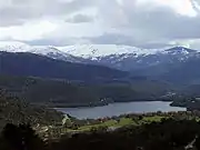 Gusana湖とジェンナルゲントゥ山