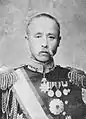 権重顕
