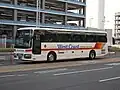 現在の貸切車の塗装（ウェストコースト）旧・都自動車からの継承車