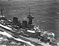 同じく1924年のもので、艦橋付近のアップ。展開された日よけが良く分かる。