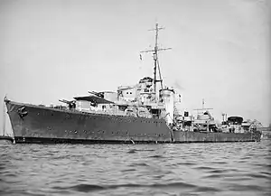 HMS ケルヴィン, F37（1940年撮影）
