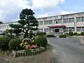 埴生小学校（2020年3月までの旧校舎、埴生1996番地）