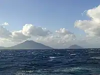 八丈富士と八丈小島