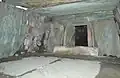 中室奥に玄室。