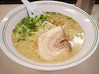 豚骨ラーメン