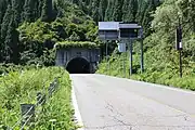 旧道「八箇トンネル」（南魚沼側、南魚沼市道八箇トンネル線）