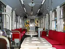 カラオケ設備を搭載していた頃の501車内