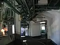 旧駅舎内部の曲がっている経路(2005年1月)