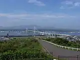 祝津公園展望台から眺めた白鳥大橋（2009年6月）
