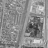 駅周辺の白黒空中写真(1963年6月26日撮影)