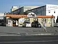 姫路土山店（姫路市）最初期の店舗デザインの一例。現行塗装に塗り替えられた。