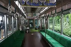 5514号(甲子園号)車内