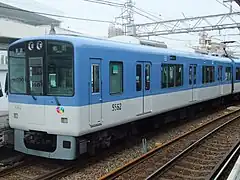 5562