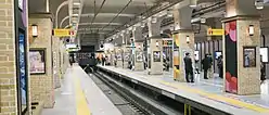 2番線プラットホーム。この部分のみ開業当初の形状となっている