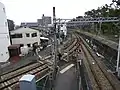 北側にある武庫川線の引き上げ線左に分岐しているのが連絡線