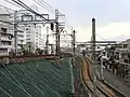 武庫川線への連絡線(右)と本線(左)