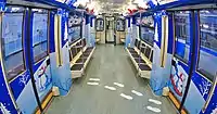 年末年始の特別装飾が施された車内