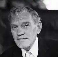 ハリー・アンドリュースHarry Andrews
