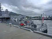 三段形式の特徴的な後部甲板